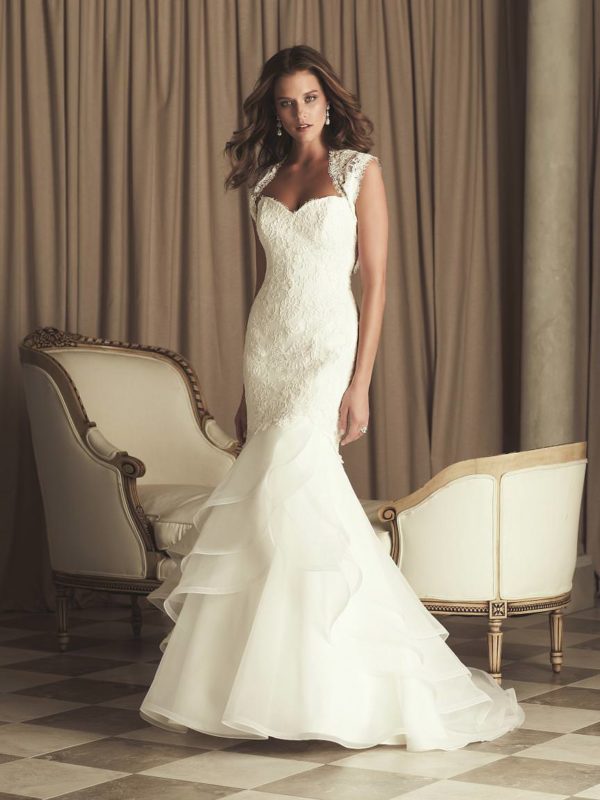 Paloma Blanca 4455 Wedding Dress Sample Sale - Fit and flare style dress with strapless sweetheart neckline in lace tunic bodice. Side tiered ruffle organza skirt.