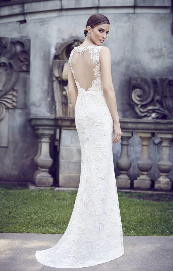 Paloma Blanca 4567 Wedding Dress Sample Sale - Fit and flare skirt with all-over beaded lace, sweetheart neckline, lace straps and low open back.