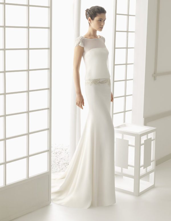 Rosa Clara Couture Diseno Wedding Dress Sample Sale - A Line cap sleeve dress with a low back and beaded georgette embroidery details on shoulder, back neckline and waist.