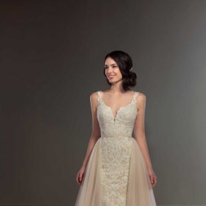 Martina Liana Opera Wedding Overskirt Sample Sale - A-line beautiful tulle and organza bridal detachable accessory overskirt.