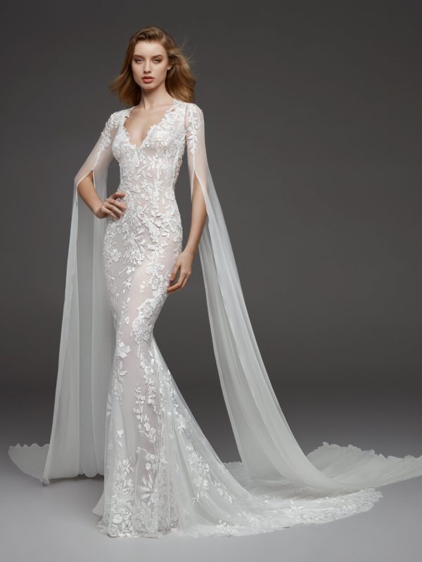 Pronovias Atelier Calas Wedding Dress Sample Sale - Mermaid dress in tulle and lace embroidery, V-neckline and back illusion. + Long-sleeve cape.