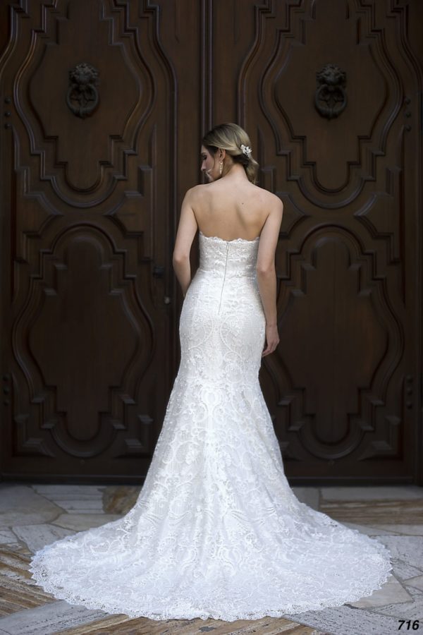 Estee Couture Karly Wedding Dress Sample Sale - Fit and flare dress with a strapless, sweetheart neckline, French lace allover and elegant train.