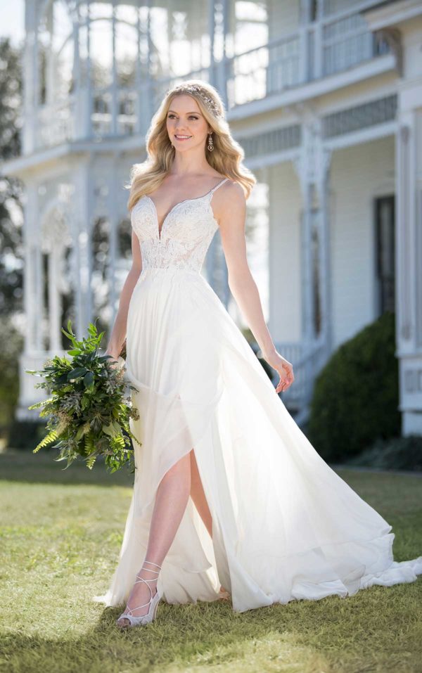 Martina Liana 1031 Wedding Dress - Modified A-line dress featuring a lace bodice with V-sweetheart neckline, pearl-beaded straps and front slit.