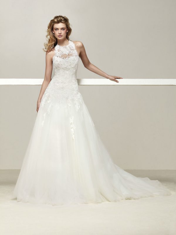 Pronovias Drisara Wedding Dress Sample Sale - A Line with fitted waist, leading up to a halter high neck tied on the back and sweetheart neckline.