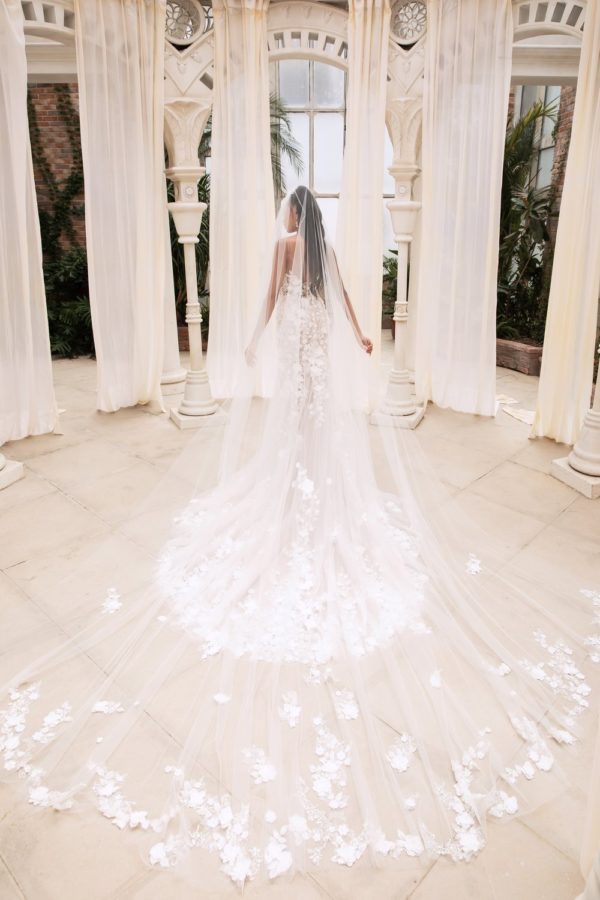 Dondi w Veil by Dany Tabet - Wedding Dress