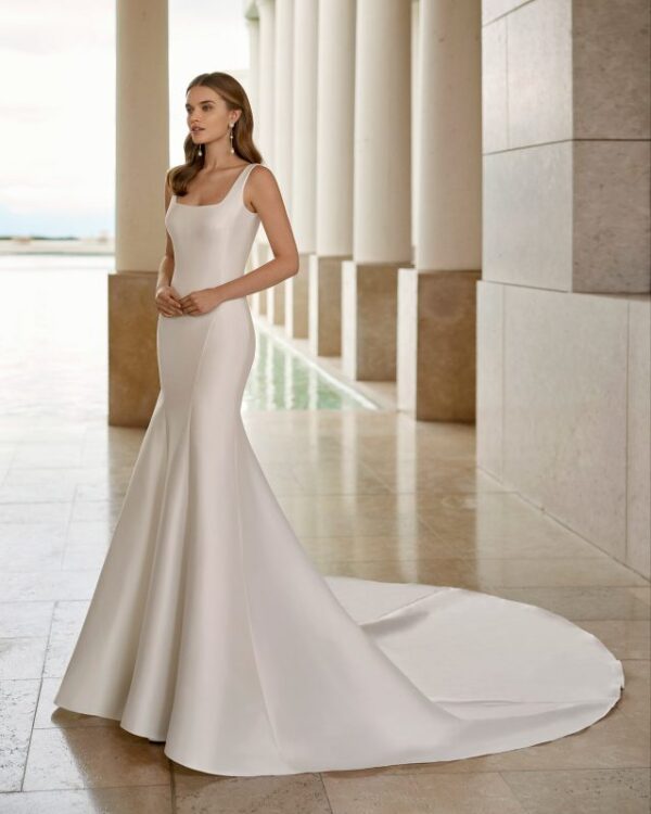 Classic Fit-and-Flare Wedding Dress with Square Neckline and