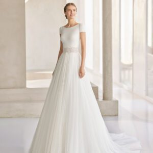 Rosa Clara Couture Bahia Wedding Dress - Princess silhouette with boat neckline, short sleeves, plain crepe fabric and open U-back that ends at the waist. 