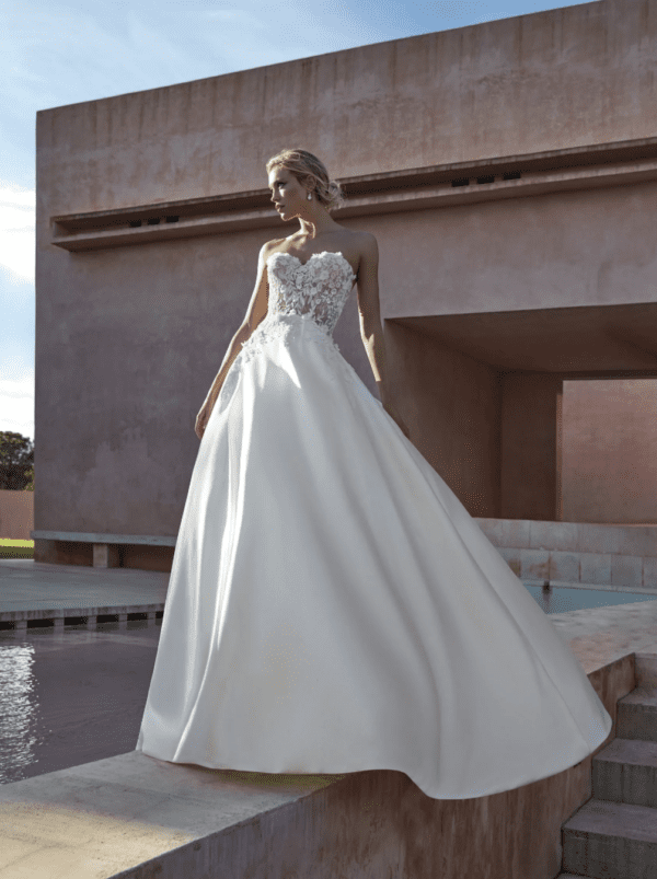 Pronovias Floridia Wedding Dress - A Line skirt in silken mikado with sweetheart neckline and crafted bodice dappled with floral lace appliqués.