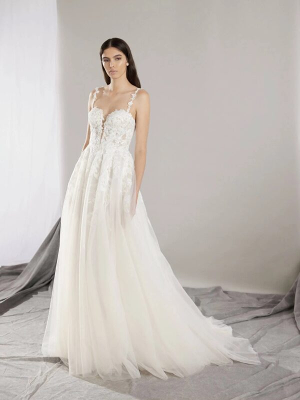 Pronovias Imre Wedding Dress - A-line style dress with a sweetheart neckline, lace bodice, square back, elegant thin straps and small train.