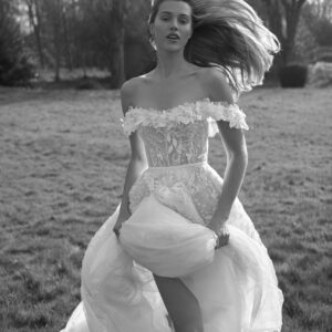 Netta Benshabu Loenie Wedding Dress - A Line style dress with sweetheart neckline, off the shoulder straps, 3d leafs details around neckline.