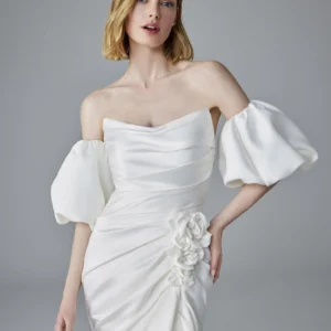 Pronovias Bozena Wedding Dress - Mermaid-Cut dress in duchesse fabric, floral detail at hip, skirt falls from the upper thigh and, slit at the front.