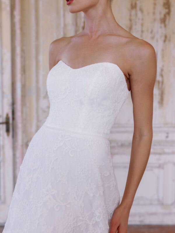 Sareh Nouri Julietta Wedding Dress - French Alencon Lace modified sweetheart neckline A-line gown shown with matching capelet.