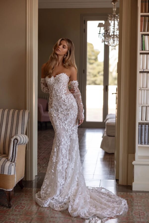 Tina Valerdi Calanthe Wedding Dress - Mermaid gown style dress with sweetheart neckline, floral train, detachable delicate sleeves. 